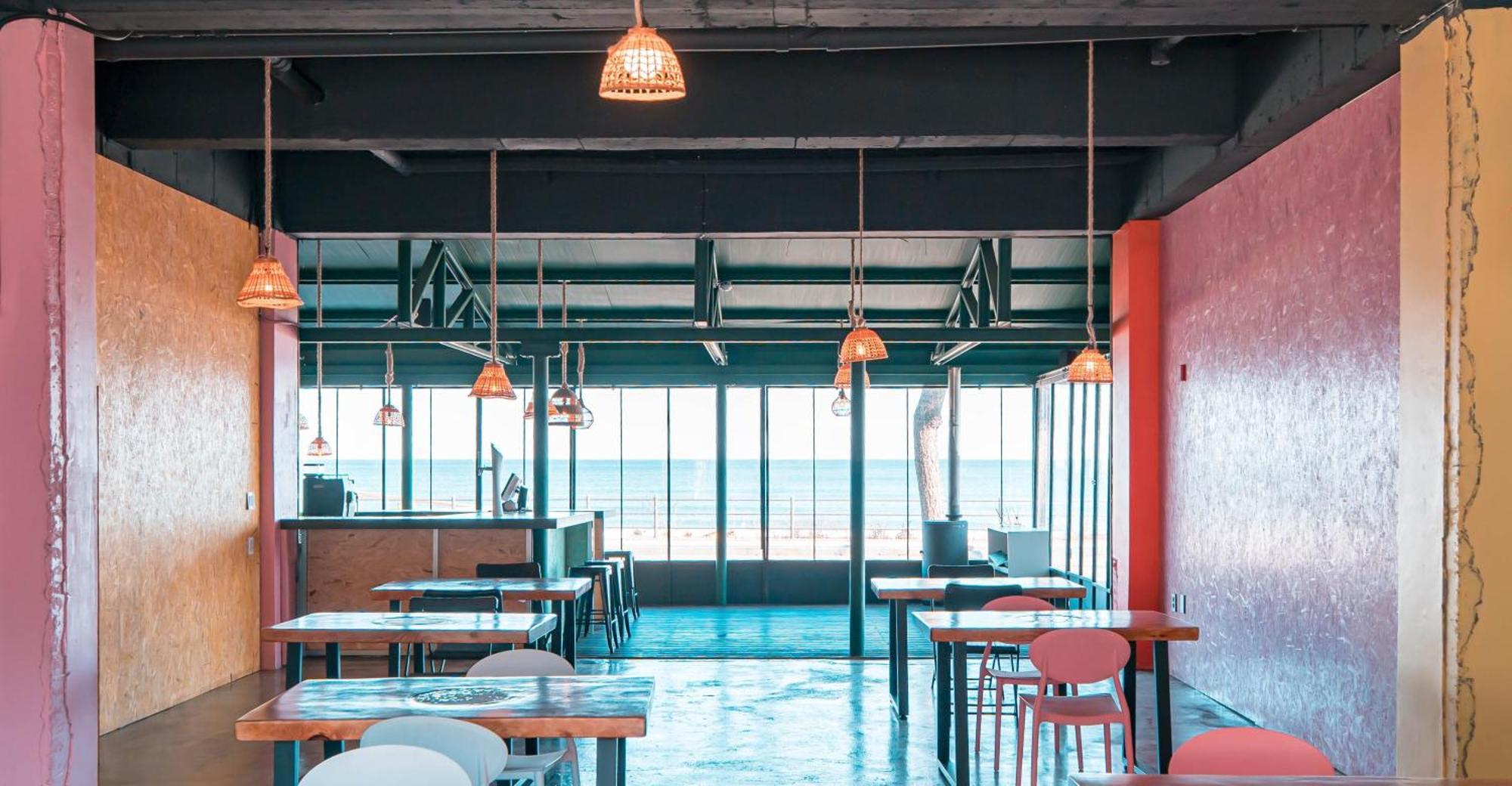 Gangneung Hostel Экстерьер фото
